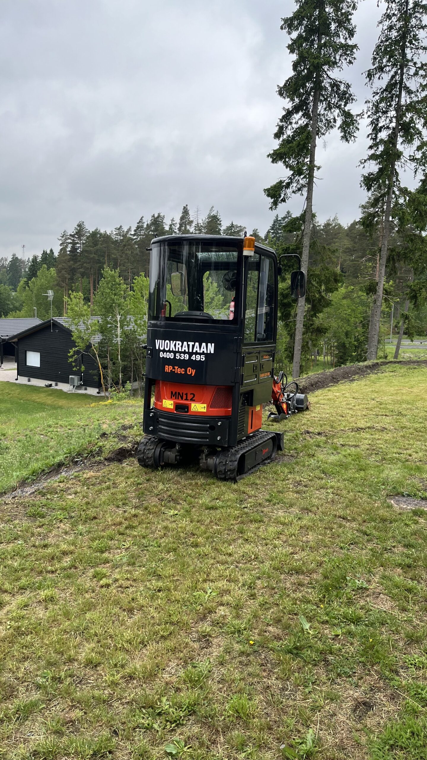 Minikaivinkoneen vuokraus